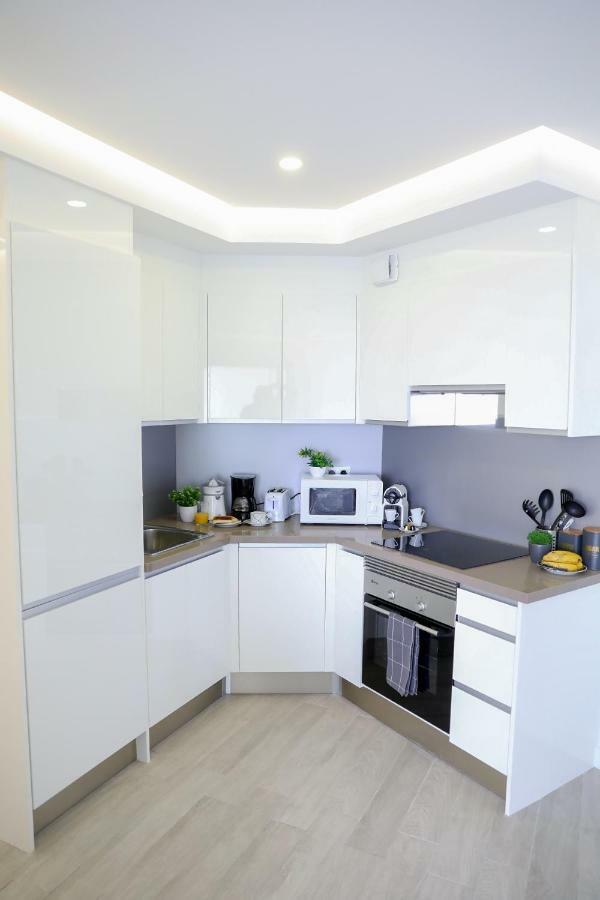 Luxury In By Altamarhomes *