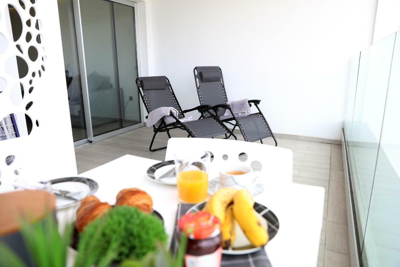 Luxury In By Altamarhomes *