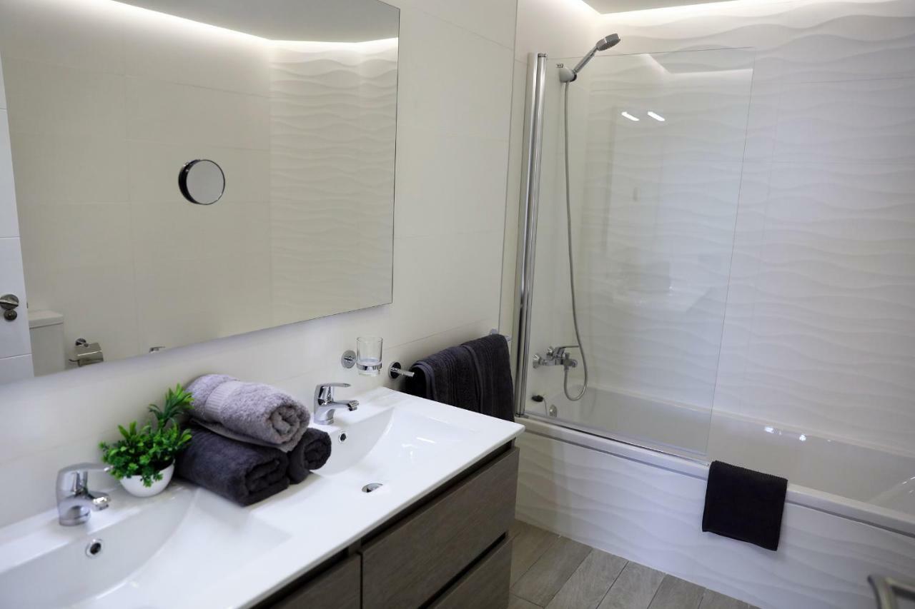 Luxury In By Altamarhomes Apartment